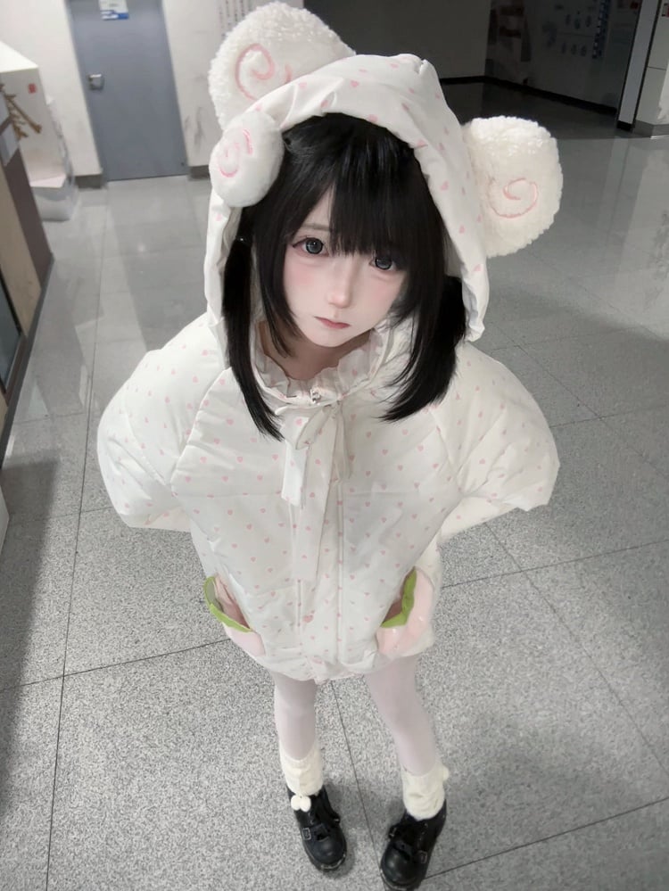 Polka with Hooded Pocket Jacket Dot Strawberry Hood Ear Off-white Bear