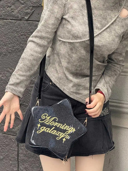 バッジ ブラック 星型 痛バッグ PU 取り外し可能 チャーム付きセット