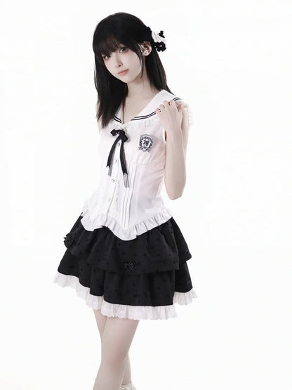 バッジホワイトセーラーカラーカーブヘムノースリーブトップスと取り外し可能な蝶結び付き