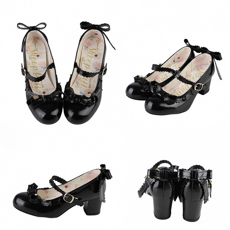 Schwarzes Mary Janes Top mit Schleife und Herz