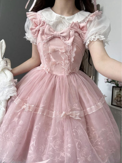 ホワイトのパフスリーブ、ピーターパンカラーブラウス