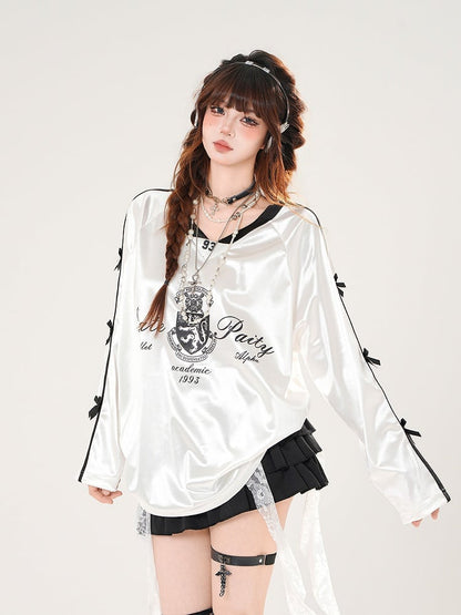 Vibe and Logo Sweatshirt Bow Black/White Accents Academia with Print