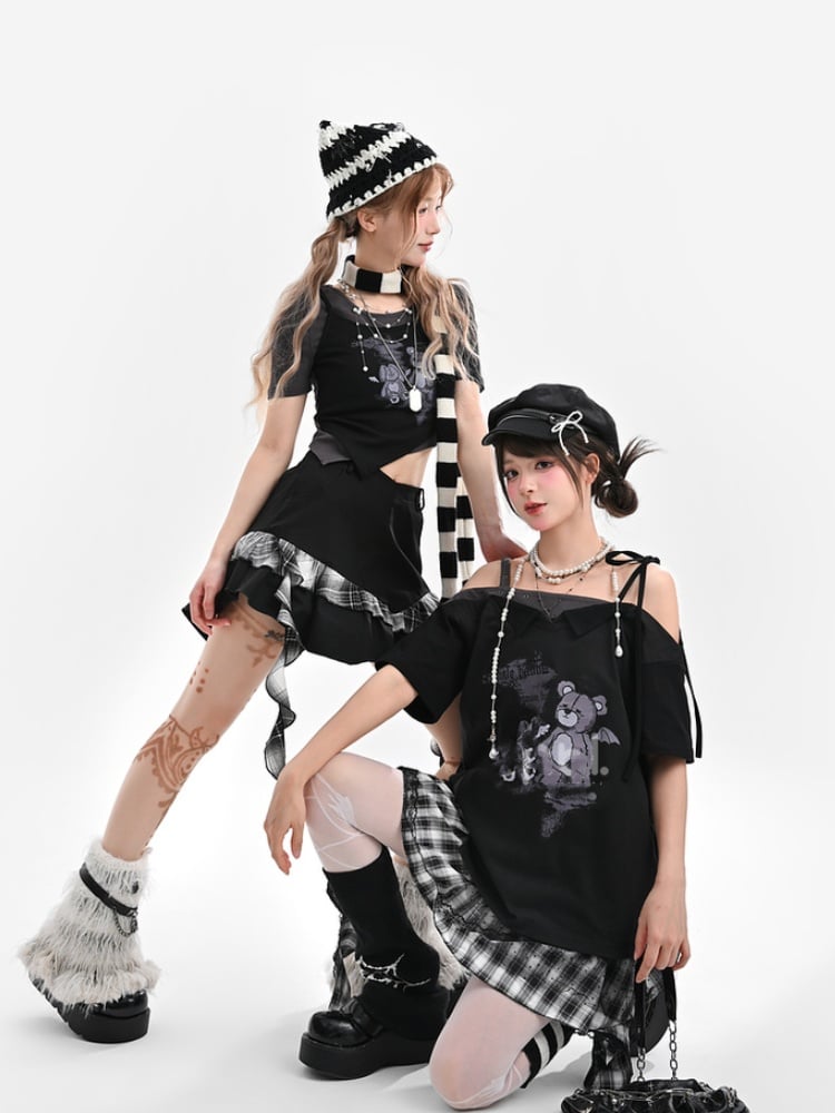 ブラックテディベア アシンメトリーヘム フェイクツーピース クロップドTシャツ（レースアップグローブ付き）