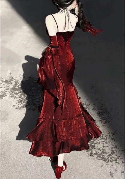 フリルスリーブのマーメイドドレス、ロゼット付きイブニングドレス（取り外し可能）、レッドバーガンディ