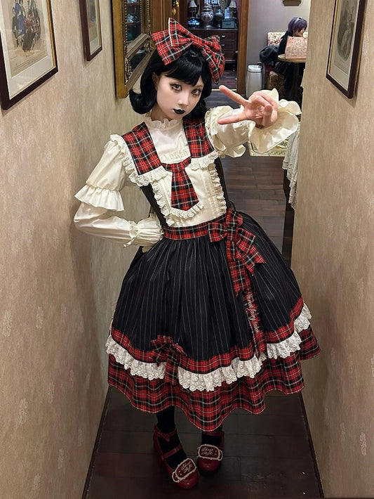 赤いチェック柄と黒いストライプ柄のドレス、取り外し可能な襟とネクタイ付きロリータジャンパースカート