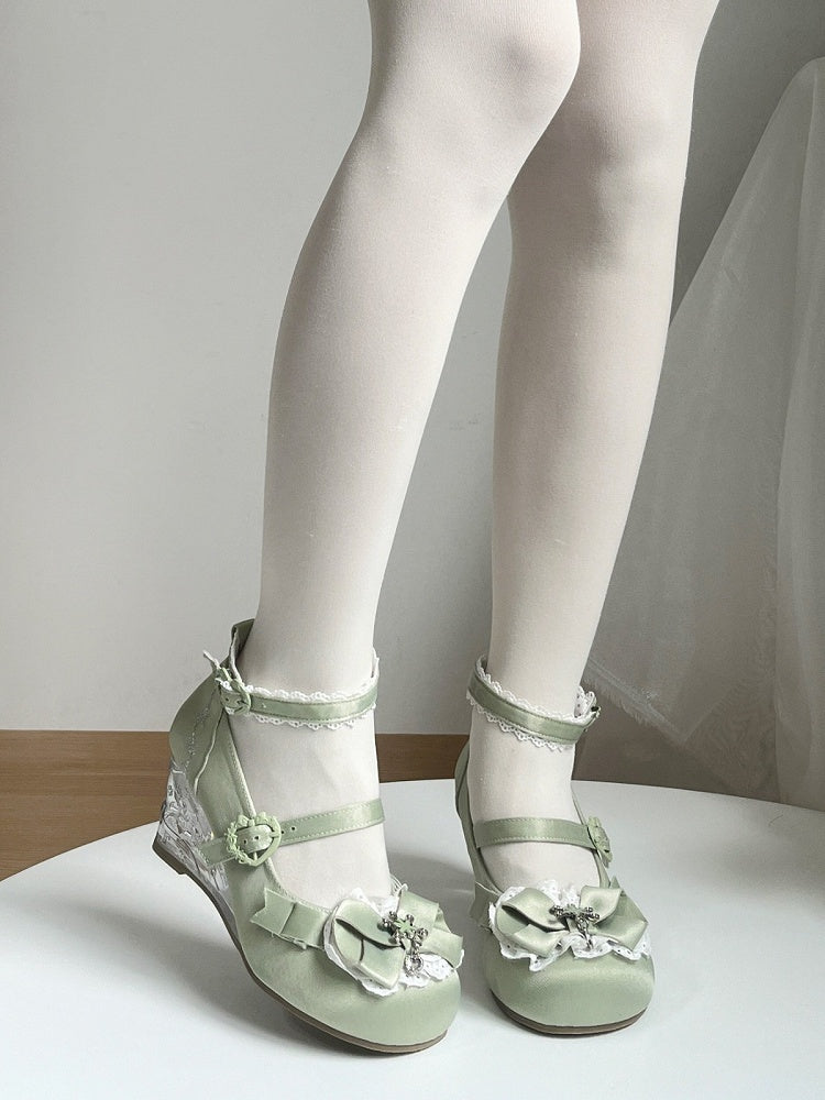 Green Winter Embossed Slope Heel Shoes with Snowflake Embroidery - Vintage Sweetheart