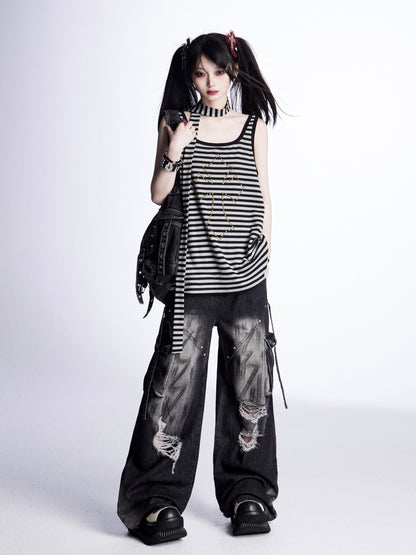 mit kostenlosem schwarz-grauem Streifen-Tanktop mit Kreuz und Nieten im Vintage-Stil