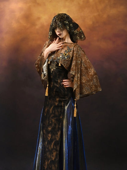 タッセルとビーズチェーン付きゴールドハイローカットアウトバックショール