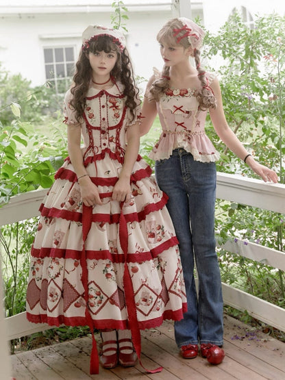 レッドのレースアップディテール、アップルとプリントの半袖トップス