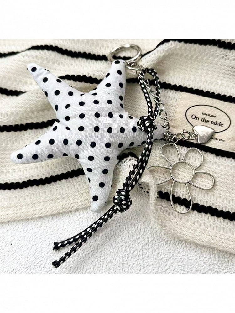 Polka Dot Star Keychain - Kiwi Store