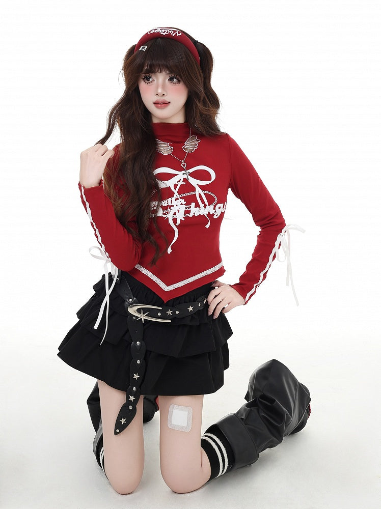 プリントカットアウト、蝶結び、カーブヘム、レッド/ブラック、モックウィングシェイプ、ヴィンテージネック