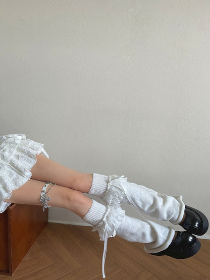 / Lace Accents Ribbon White Ribbed Leg Ruffled Warmers with Black