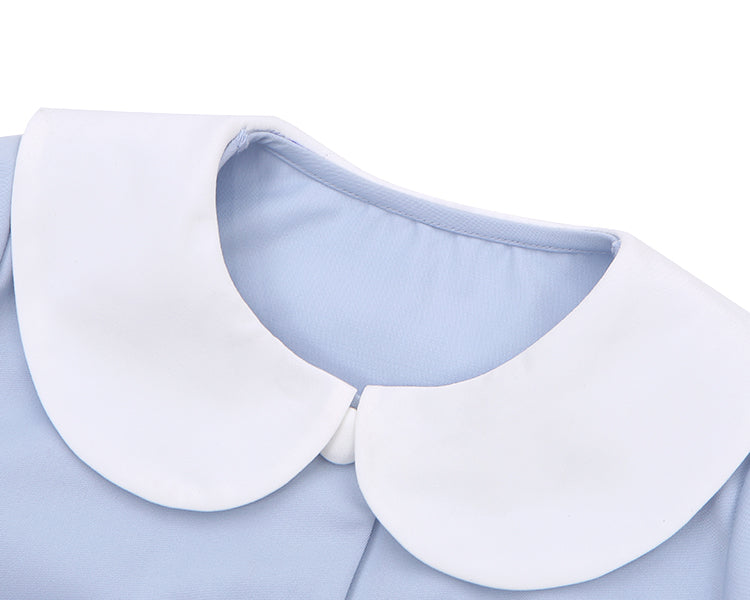 Hellblaues Top mit Puffärmeln und Peter-Pan-Kragen von Little Chicken