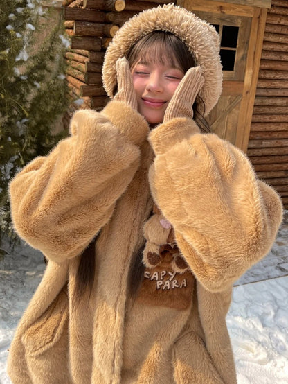 Niedlicher Capybara-verzierter brauner Plüsch-Kapuzenpullover