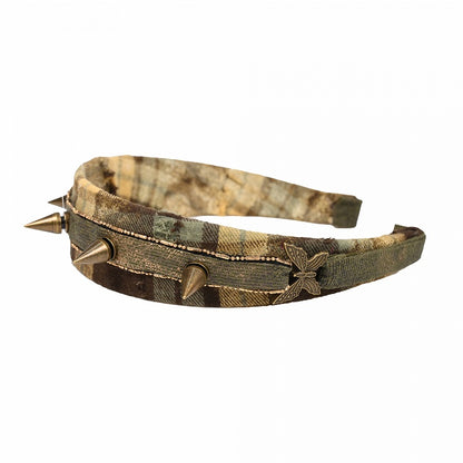 グリーンのチェック柄スタッドメタルバタフライKC