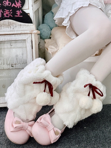 グレーのY2Kリボン付きプラッシュレッグウォーマー（ポンポン付き）