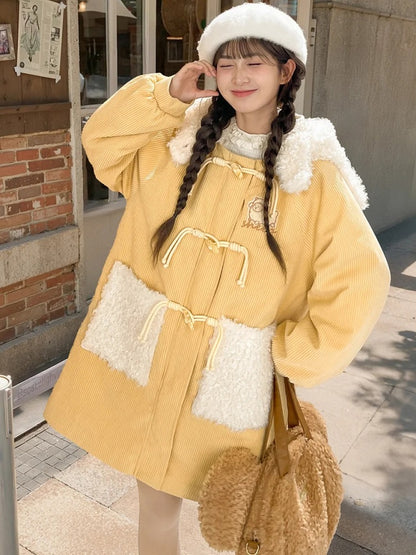 Milchgelber süßer Cord-Dufflecoat mit Lammkapuze