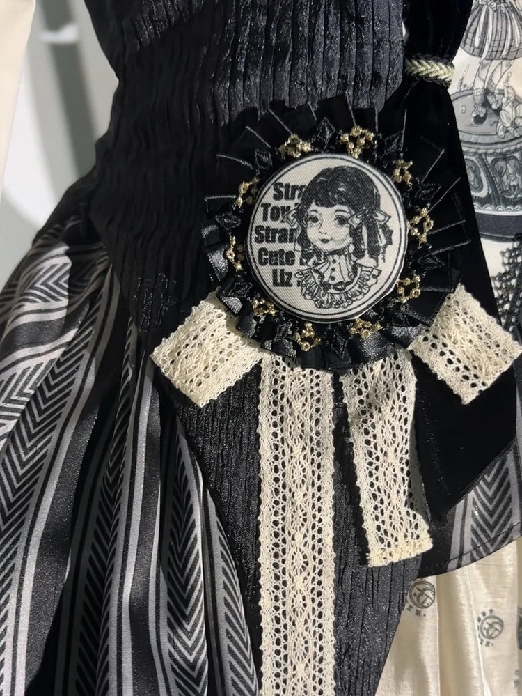 Sweet Accessories Top Skirt Clown Vibes White Sleeves Hi-lo and + Set- Black Puff Circus Full Lolita