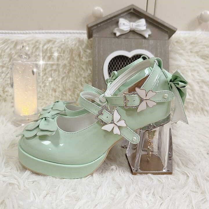 Lolita Butterfly Janes Motif Rhinestones Light Hime Green with Sparkling Mary Polished