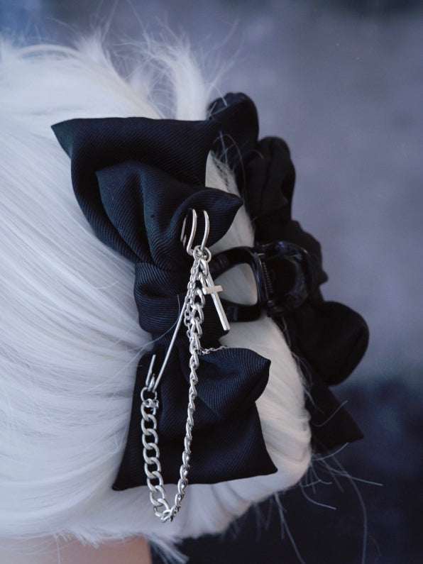 Black Bowknot Clip Decorated Claw With Cross
