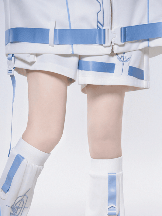 Sporty Tenshi White Snap with Strap Shorts Blue Details Kaiwai