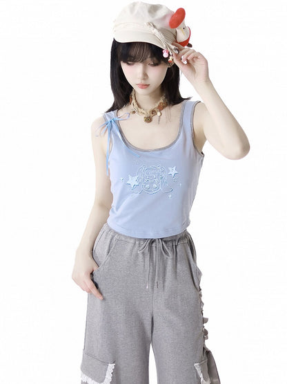 Hellblaues, gepolstertes Tanktop mit süßem Cup und abnehmbarem Mädchen-Print