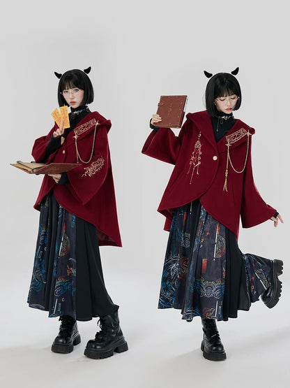 赤い新年の衣装の詳細 ユニセックスフード付きケープコート