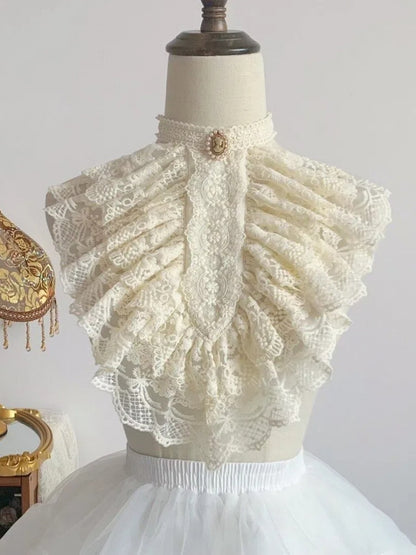 Beige / Schwarzer Spitzenjabot