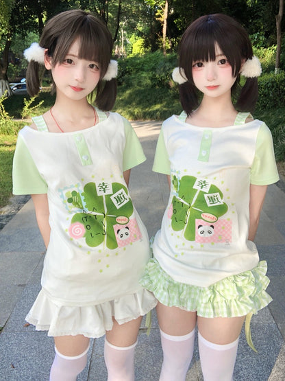 Print with Clover Wide White Sweet Colorblock Green T-shirt and Lucky Neckline
