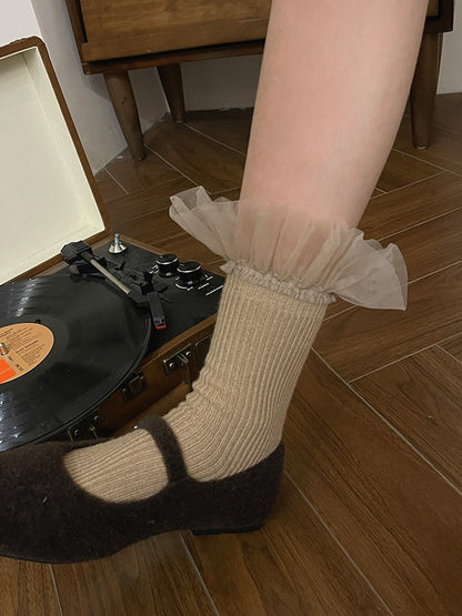 White Sweet Lace Trim Calf Socks