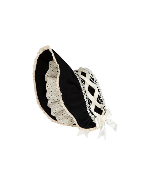 ベージュブラックとロリータボンネット