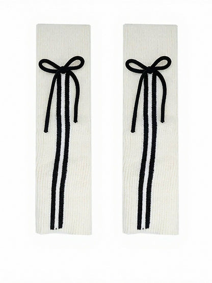Ribbed Leg Warmers with Stripe and Bow Decor - ModaSwings