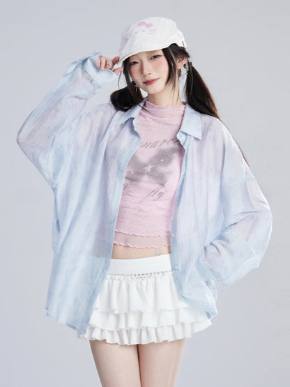 ピンク/ホワイトのセミシースルートップス、バタフライプリント、レタスヘムメッシュ