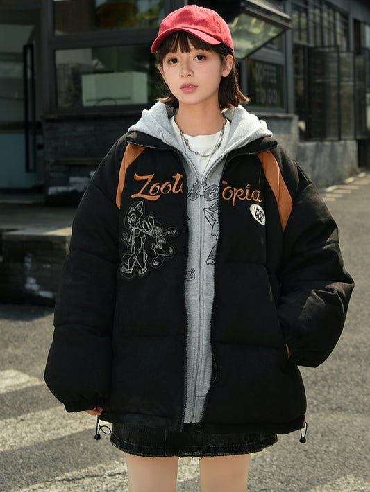 Schwarze Pufferjacke mit „Zootopia Judy and Nick“-Applikation