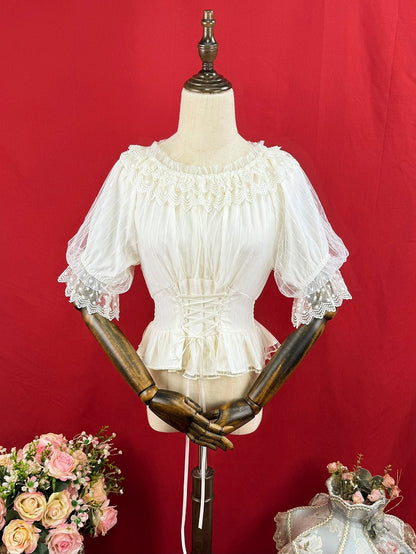 ショート丈伸縮性ブラウス ネックライン アプリコットスリーブ