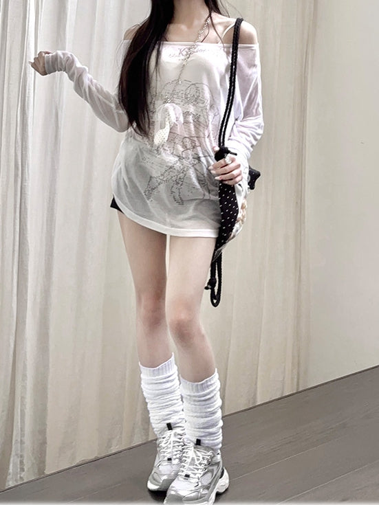 Schwarze Shorts mit niedrigem Bund und Graffiti-Print mit Sternnieten