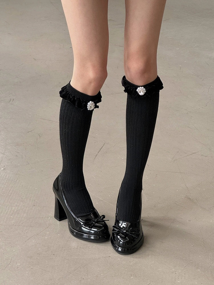 Stockings Jewel Ruffle with Ribbed Velvet Accents