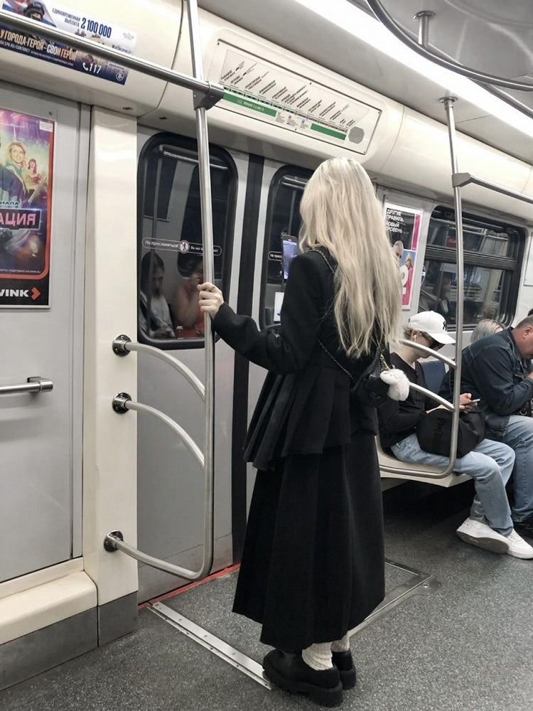 Elegant Thigh-High with and Slit Rose Black Length Ankle Skirt Accent