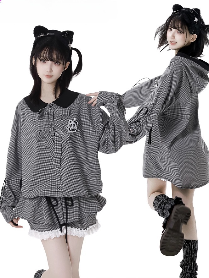 ブラウス ドローストリング 黒と白のチェック柄 ピーターパンカラー リボンアクセント カフス
