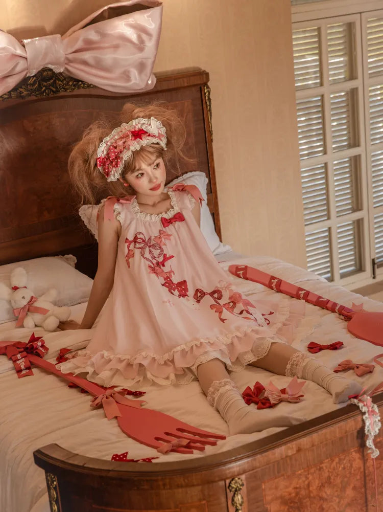 Kleid mit Schleife, Ösen, gewelltem, süßem rosa Besatz und Lolita-Häschen