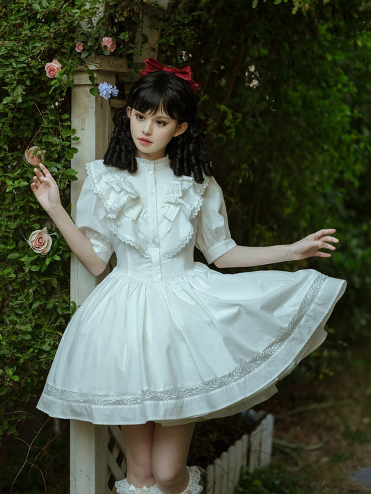 Short-Sleeve Vintage White OP Dress with Lace Details