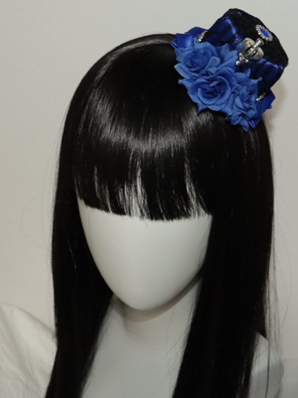 青/赤の帽子の装飾とラインストーンの王冠レースのミニデザインの花柄