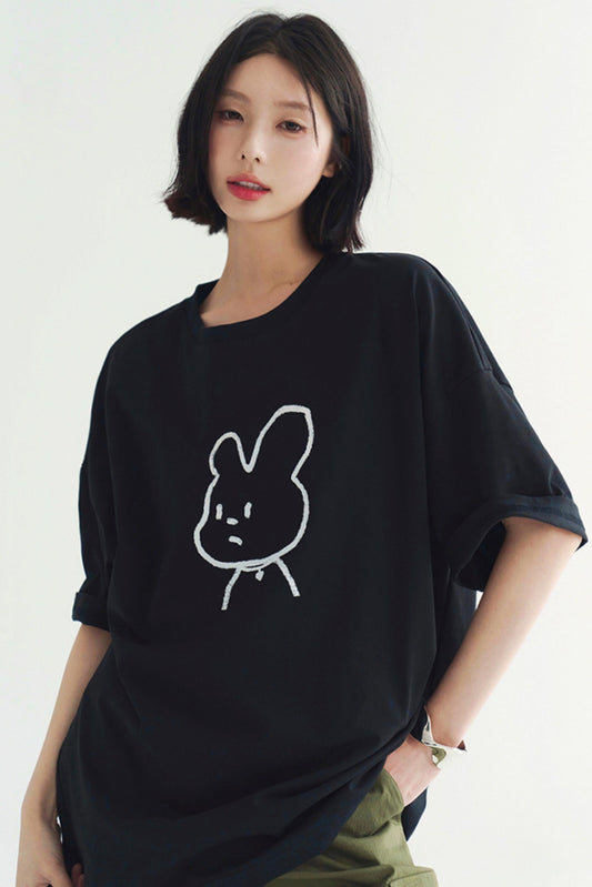 インクミニマリストTシャツスケッチ