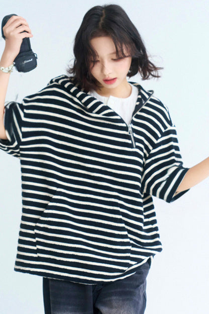 luftig locker sitzendes Tee mit Kapuze