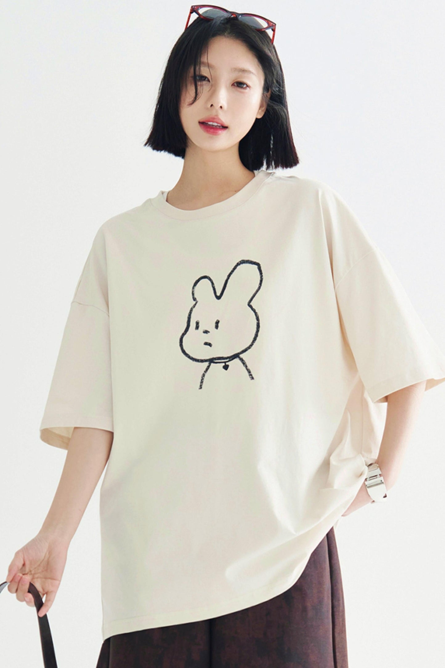 インクミニマリストTシャツスケッチ