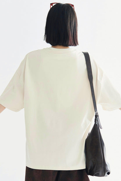 インクミニマリストTシャツスケッチ