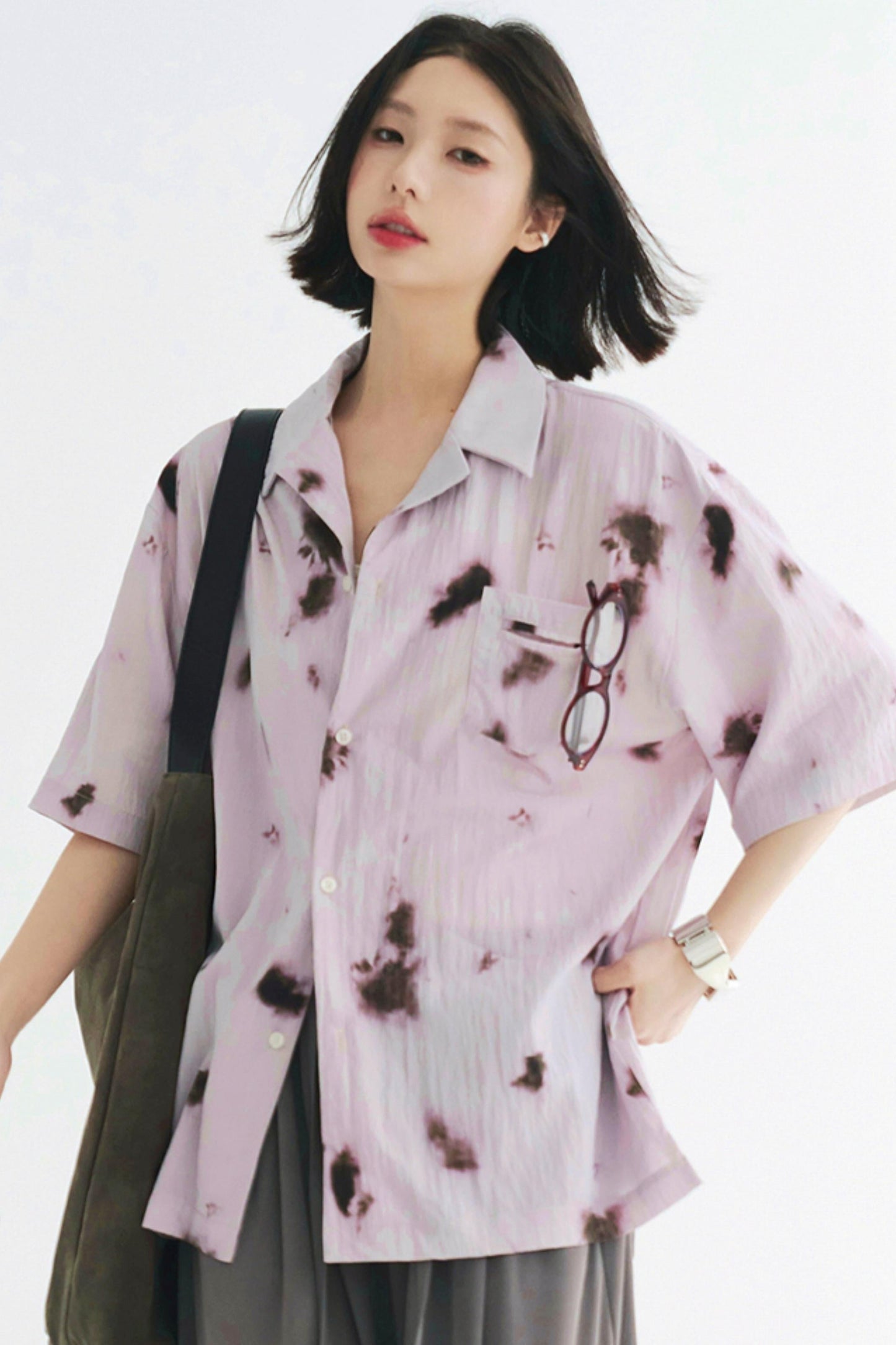 プリーツ風のソフトモーショントップス