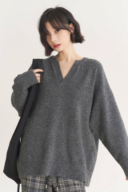 V-Ausschnitt Museum Pullover Damen Gravity Knit Loose