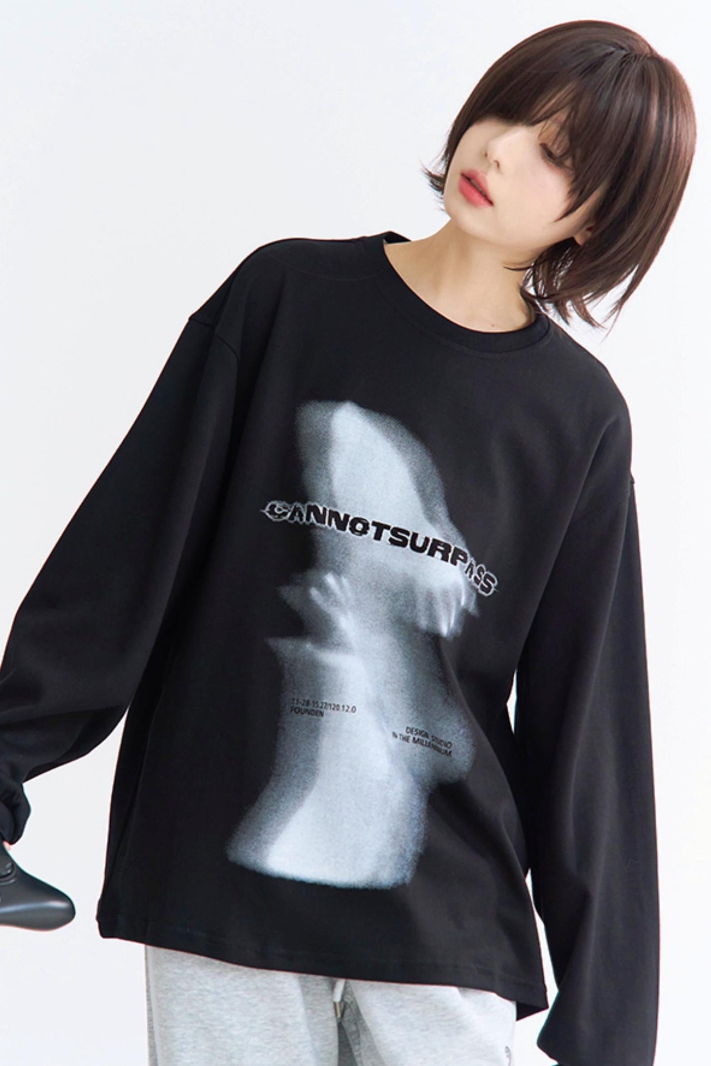 ネックベーシックTシャツラウンド