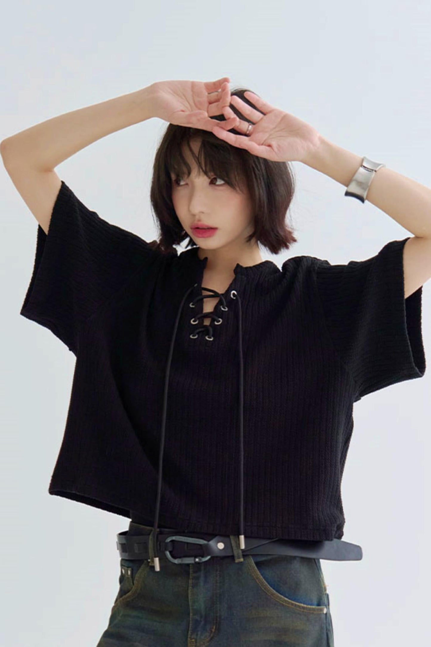 ルーズフィットTシャツ Vネックニット